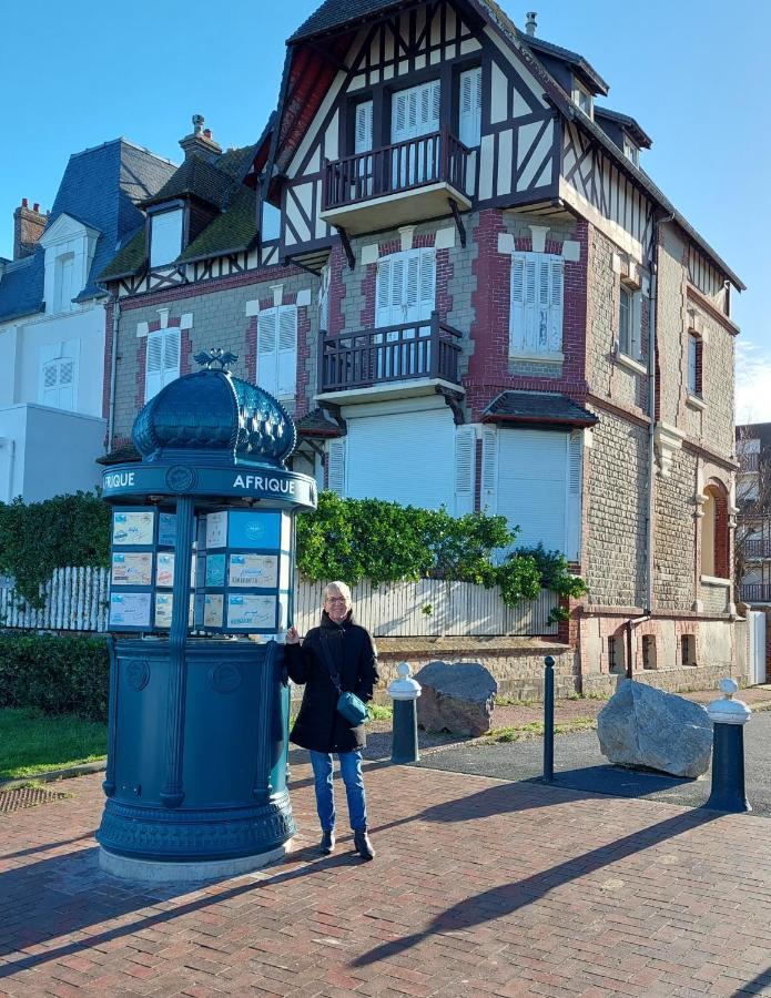 شقة Les 3 Mouettes A Cabourg - Cote Normande المظهر الخارجي الصورة